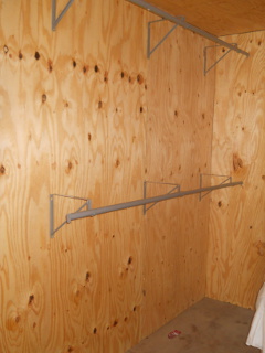 Bedroom Closet Clothes Hanging Rods