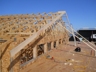 House Roof Gabled Overhang Braces Long View