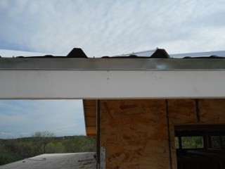 Metal Edging with Roof Metal Fitted Foam