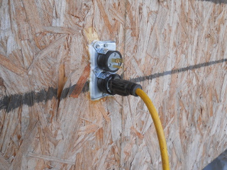 External Electricity Plugged In