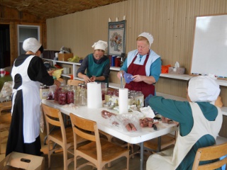 Fall Ranchfest 2012 Ladies Preserving Butchered Longhorn Bull