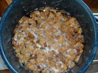 Pig Fat Cracklins Sinking to Bottom of Pot