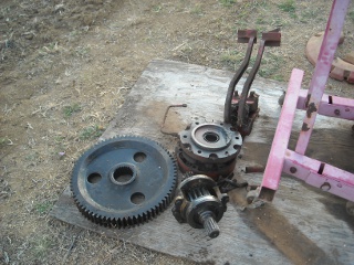 Farmall 806 Gears, Brakes Removed for Axle Repair